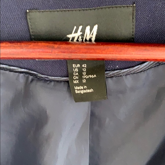 H&M navy blue blazer - Picture 2 of 2